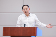 赛力斯张兴海迎来百万新起点，问界以跨界引领者姿态锚定高端智电主航道